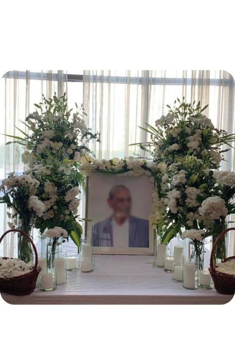 Personalized Picture Display Memorial Service Decorations, Condolence Flowers, Memory Table Wedding, Picture Table, Memory Table, Cemetery Decorations, Chair Covers Wedding, In Memory Of Dad, Wedding Memorial