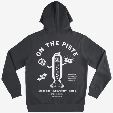 Piste again. Relaxed hoodie in dark grey with printed currywurst vintage style character and après ski slogan. Small logo to front, large back print. Printed hoodie by Batch1 Slogan: "On The Piste" Graphics: Small logo to front, large back print. Print: Organic, water-based, eco-friendly ink Style: Pullover, long sleeves Fit: Unisex fit | For men: Regular | For women: Slightly oversized Women's Size Guide: S - UK 8 | M - UK 10 | L - UK 12 | XL - UK 14/16 | XXL - UK 18/20 Men's Size Guide: S - 36