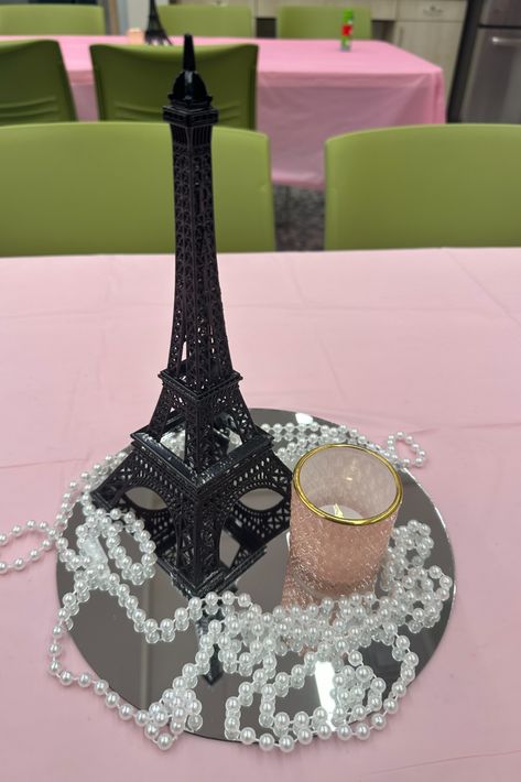 Night In Paris Centerpiece, Christmas In Paris Party Theme, A Night In Paris Prom Theme, Paris Centerpiece Ideas, Paris Theme Centerpieces, Paris Prom Theme, Paris Theme Party Decorations, Paris Sweet 16, Bon Voyage Party