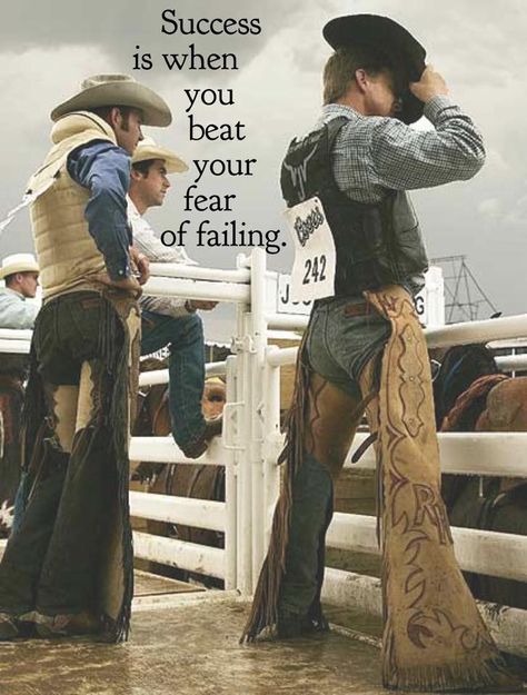 Looking over the competition! Now they wait until they climb the pen, to see which Devil they drew! Hats And Boots, Cowboys And Angels, Mens Western Wear, Cowboy Love, Cowboy Pictures, Rodeo Cowboys, Real Cowboys, Cowgirl Outfit, Wilde Westen