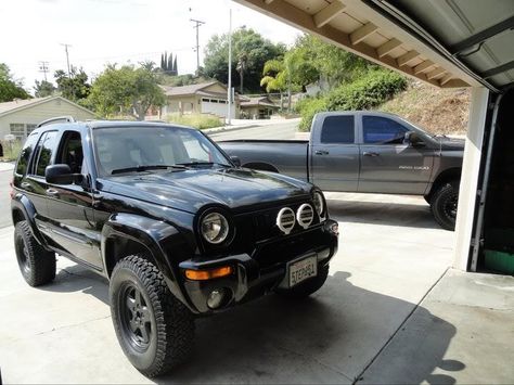 Lets See All Your Lifted Liberty KJ's!!! - Page 7 - JeepForum.com - 3.5" lift Jeep Liberty Lifted, Jeep Usa, Jeep Liberty Renegade, Jeep Guys, Badass Jeep, Military Jeep, Jeep Yj, Black Jeep, Hummer H1