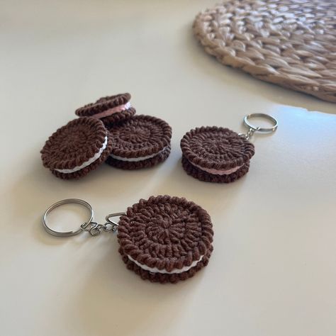 This Keychains item is sold by yadegifts. Ships from Turkey. Listed on Jun 19, 2024 Crochet Cookies, Cake Keychain, Crochet Cake, Cream Filling, Crochet Bag Pattern Free, Crochet Bag Pattern, Bag Pattern, Crochet Bag, Keychains