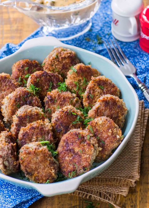 An easy and quick recipe for juicy, flavorful beef cutlets served with a creamy and aromatic mushroom gravy! You’ll fall in love with this recipe from the very first bite! I love to serve these cutlets with wide egg noodles or creamy mashed potatoes. Either way, get ready to receive plenty of compliments! I always […] Beef Cutlets, Breaded Mushrooms, Hamburger Patty, Beef Steaks, Eastern European Recipes, Food Beef, Cutlets Recipes, Russian Food, Mushroom Gravy