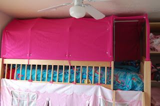 Everyone's Excited and Confused: Pictures of the Top Bunk Bed Tent and Paltry Instructions Siblings Sharing Bedroom, Top Bunk Bed, Bunk Bed Designs For Teens, Bunk Bed Tent, Sharing Bed, Fake Vines, Bunk Beds For Kids, Modern Bunk Beds, Diy Tent