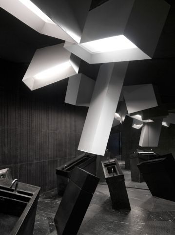 Exploded Cinema by One Plus Partnership - News - Frameweb Home Theater Installation, Cinema Design, Interior Design Awards, Casa Container, Retail Design Blog, German Design, One Plus, Art Installation, Design Museum