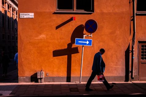 Modern Street Photography, Street Photography Color, Abstract Street Photography, Street Life Photography, 35 Mm Photography, Contrast Photography, Levitation Photography, Eren Aot, William Eggleston