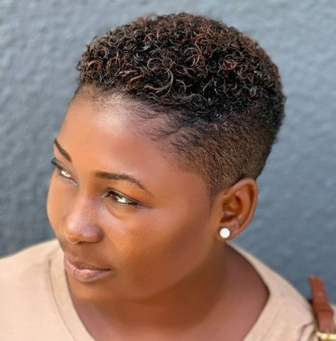 Round Face and Short Natural Undercut Hairstyle Black Female Haircut, Short Natural Haircuts For Round Faces, Big Chop Natural Hair Round Face, Round Face Haircuts Short, Undercut Natural Hair, Short Haircuts Black Hair, Natural Tapered Cut, Low Cut Hairstyles, Short Natural Curls