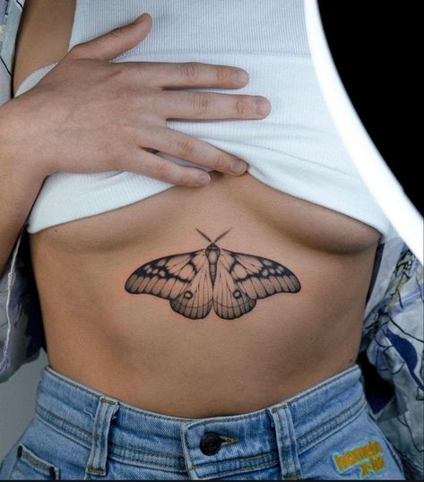 Chrysalis Tattoo Butterfly, Bug Back Tattoo, Moth Spine Tattoo, Lower Sternum Tattoo, Minimalist Sternum Tattoo Women, Moth Stomach Tattoo, Chest Butterfly Tattoo, Underboob Tattoos For Women, Butterfly Stomach Tattoo