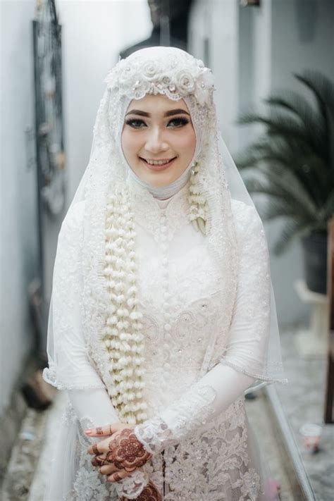 Hijab Akad Nikah Modern. There are any references about Hijab Akad Nikah Modern in here. you can look below. I hope this article about Hijab Akad Nikah Modern can be useful for you. Please remember that this article is for reference purposes only. #hijab #akad #nikah #modern Gaun Nikah Muslimah Wedding Dresses, Nikah Adat Jawa, Kebaya Akad Nikah, Kebaya Nikah, Kebaya Akad, Kebaya Wedding, Muslimah Wedding Dress, Muslimah Wedding, Dress Kebaya