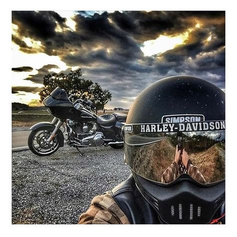 Mercenary Garage: Matte Black Simpson  #LordsOfGastown #SimpsonHelmets #HarleyDavidson #Mercenary #MercenaryGarage Simpson Helmets, Motorcycle Workshop, Stunt Bike, Bobber Chopper, Custom Bike, Harley Davidson Motorcycle, Road Glide, Custom Motorcycle, Harley Davidson Motorcycles