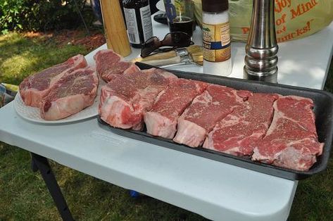 Steaks for a Crowd Recipes For A Crowd Dinner, Steak For A Crowd, Meat Recipes For A Crowd, Grilling Steaks, Recipes For A Crowd, Easy Mashed Potatoes, Bbq Steak, Healthy Party Food, Outdoor Grilling