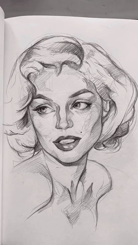 Art Reference Photos Drawing, Aesthetic Sketch Reference, People For Art Reference, Drawing Of A Picture Frame, Pretty Faces To Draw, Portrate Drawing Ideas, Celebrity Face Drawing, Easy Realism Drawings, Sharp Drawing Style