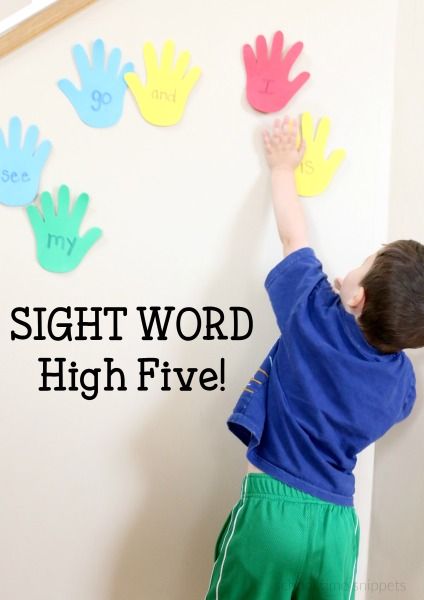 Sight Word High Five-- great way to learn and play today! Preschool Sight Words, Sight Word Fun, Learning Sight Words, Teaching Sight Words, Tricky Words, Preschool Literacy, Sight Words Kindergarten, Sight Word Activities, Sight Word Games