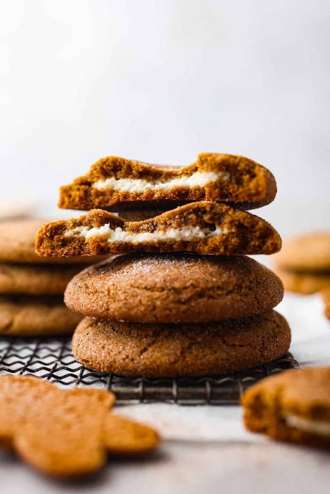 A fun twist on a holiday favorite! These cheesecake stuffed gingerbread cookies are soft and spiced to perfection, filled with a rich and creamy filling. Each bite is a dream! Cheesecake Stuffed Ginger Spiced Cookies, Cheesecake Stuffed Ginger Cookies, Stuffed Cheesecake, Pastry Rolls, Ranger Cookies, Cheesecake Cookies Recipes, Happy Festivus, Gingerbread Cheesecake, Cookies Stuffed