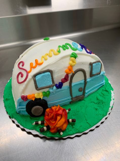 Summer Cake Inspiration, June Birthday Cake Ideas, Cake Decorating Contest Ideas, Fair Cake Decorating Ideas, Half Round Cake Designs, Summer Cake Ideas Birthday, Summer Themed Cakes Ideas, Fun Summer Cake Ideas, Simple Summer Cake Designs