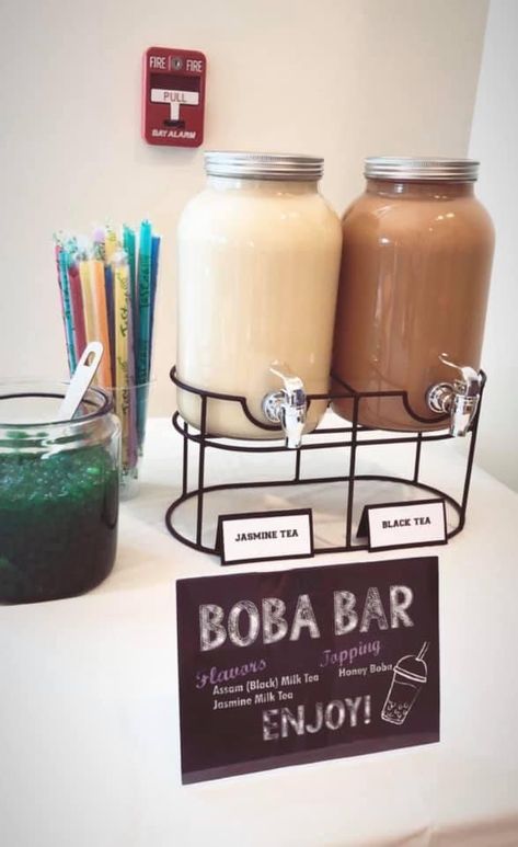 Boba Tea Station Party, Boba Bar Station Party, Boba Stand Ideas, Boba Party Favors, Boba Tea Baby Shower Theme, Diy Boba Bar, Boba Bar Station Diy, Boba Station Party, Boba Baby Shower Theme