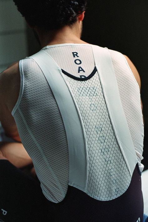 Sports Fashion Aesthetic, Sportsware Fashion, High Fashion Sportswear, Laser Cut Fashion, Activewear Details, Sportswear Details, Sports Fashion Design, Sportswear Men, Racing Fashion