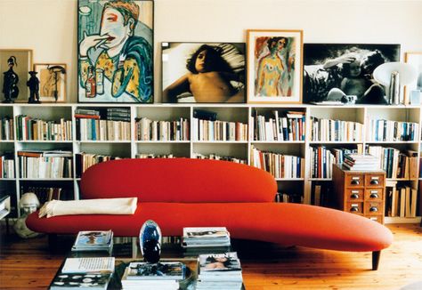 Freeform Sofa by Vitra | STYLEPARK Modern Curved Sofa, Banquette Design, Unique Bookcase, Library Living Room, Vitra Design, Living Spaces Furniture, Canapé Design, Isamu Noguchi, Green Sofa