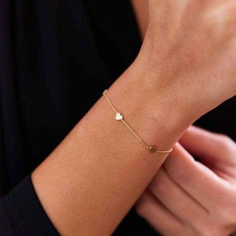 Unique Gold Wedding Rings, Delicate Gold Bracelet, Small Earrings Gold, Gold Bracelet Simple, Mini Bracelet, Accessories Aesthetic, Black Beads Mangalsutra Design, Dainty Gold Bracelet, Fancy Jewelry Necklace