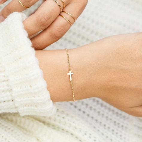 Faster shipping. Better service Silver Cross Bracelet, Gold Star Earrings, Bracelet Cute, Christian Jewelry, Dainty Bracelets, Cross Bracelet, Sterling Silver Cross, Bracelet Argent, Gold Cross