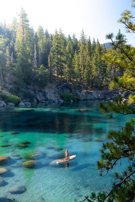 Are you dreaming of the crystal clear, bright blue waters of Lake Tahoe? This 2 day Lake Tahoe Summer Itinerary has everything you need to plan your dream trip! Lake Tahoe Aesthetic Summer, Lake Tahoe Aesthetic, Lake Tahoe Itinerary, Tahoe Photography, Lake Tahoe Beach, Lake Tahoe Trip, American Roadtrip, Lake Tahoe Summer, Western America