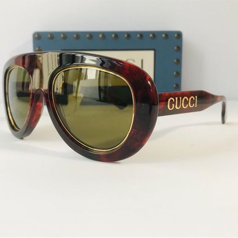 Gucci Eyewear Tortoiseshell Pilot-Frame Sunglasses Tortoiseshell Pilot-Frame Sunglasses From Gucci Eyewear Featuring Tortoiseshell Effect, Logo Plaque At The Arm, Pilot Frame, Tinted Lenses, Straight Arms, Curved Tips And Havana Brown. These Glasses Come With A Protective Case.. Made In Italy Composition Acetate 100%, Acrylic 100% Product Measurements Arm Length 14 Cm Bridge Width 2.1 Cm Lens Diameter 5.4 Cm Total Width 15.5 Cm Funny Glasses Pictures, Retro Aviator Sunglasses, Nail Design Glitter, Trendy Eyewear, Funny Glasses, Stylish Eyeglasses, Brown Accessories, Chic Sunglasses, Denim On Denim