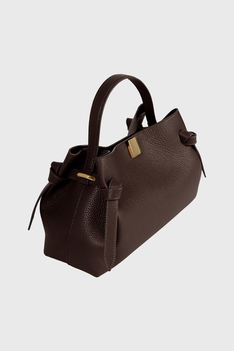 Our Online Exclusive edit of the brand's iconic silhouettes in best selling shades of smooth leather and suede. Available exclusively on our website, estimated shipping date for preorders April and May Yuzefi Bag, Fabulous Clothes, Autumn 2024, Pretty Bags, Big Bags, Leather Cross, Exclusive Bag, Hand Bags, Leather Top