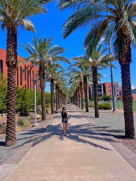 Arizona College Aesthetic, Arizona State University Aesthetic, Asu Aesthetic, Arizona Aesthetic Outfits, U Of Arizona, Walk Outfit, Arizona Aesthetic, Arizona Trip, Crossing Lines