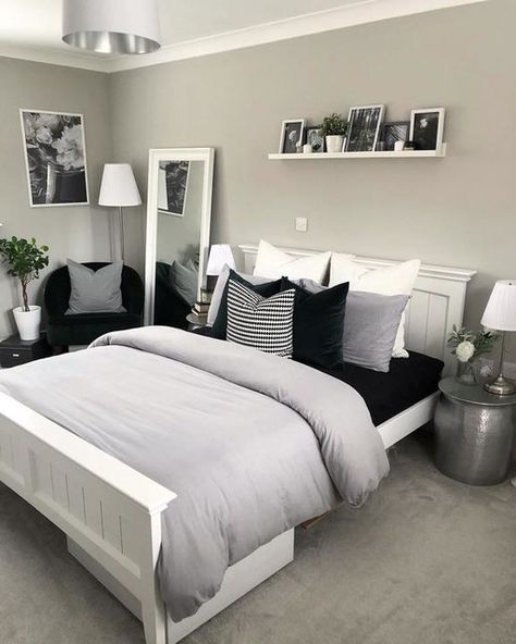 Bedroom Inspiration Grey, White Bedroom Design, Grey Bedroom Decor, White Bedroom Decor, Hiasan Bilik Tidur, Bedroom Trends, Gray Walls, Grey Room, Grey Bedroom