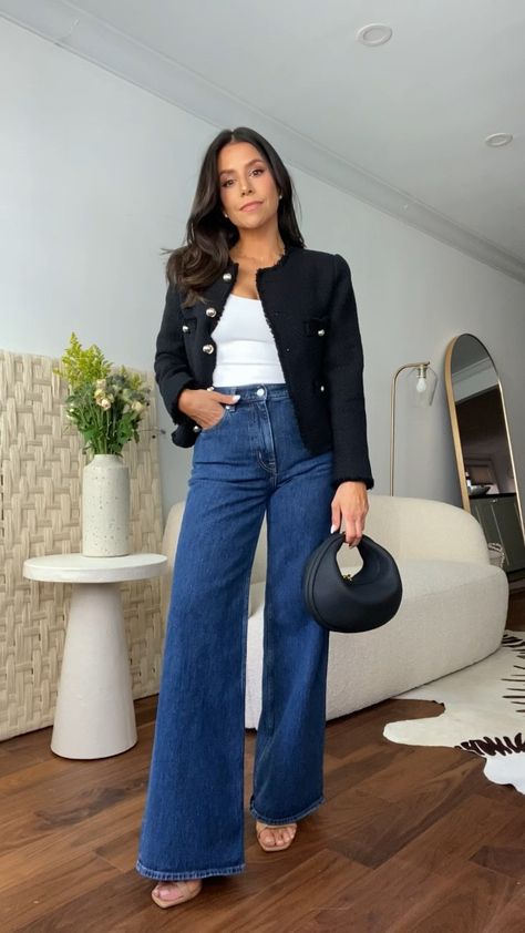 Treasure Cut Jeans curated on LTK Wide Leg Jeans Outfit Fall Work, Look Calça Jeans Wide Leg, Wide Leg Jeans Outfit Work, Wide Leg Jeans Outfit Winter Casual, Jeans Flare Outfits, Presenter Outfit, Bootcut Jeans Outfit Casual, Wide Legged Jeans Outfit, Outfits With Wide Leg Jeans