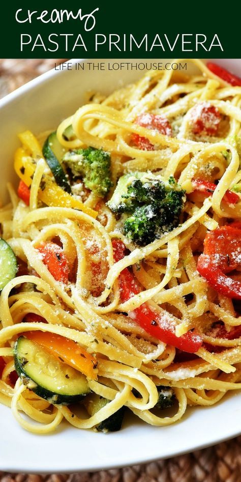 Creamy Pasta Primavera, Burger Vegetarian, Pasta And Veggies, Vegetable Pasta Recipes, Primavera Recipe, Meatless Pasta, Sandwich Vegetarian, Pasta Primavera Recipe, Pasta Side Dishes