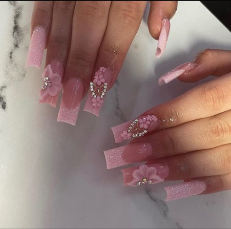 Quinceanera Nails, Unghie Nail Art, Long Acrylic Nails Coffin, Long Square Acrylic Nails, Bling Acrylic Nails, Acrylic Nails Coffin Short, Nagel Inspo, Pink Acrylic Nails, Square Acrylic Nails