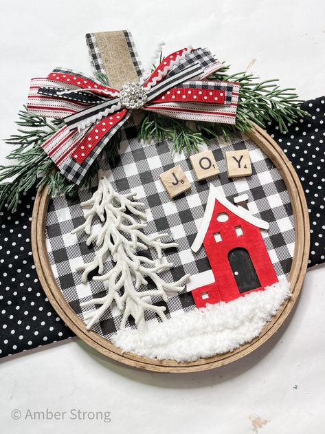 Xmas Ornaments Diy, Embroidery Hoop Christmas, Large Embroidery Hoop, Large Christmas Ornaments, Rustic Christmas Ornaments, Embroidery Hoop Crafts, Diy Ornament, Ornament Ideas, Easy Christmas Diy