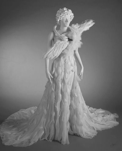 Leda And The Swan, Swan Costume, Swan Dress, The Countess, Marlene Dietrich, Swan Lake, Fashion History, Costume Party, Mood Board