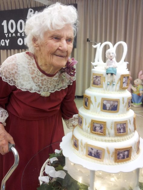 Cupcakes For Grandma, Spongebob Grandma, Birthday Cake Grandma, Grandmother Birthday Cake, Longevity Cake, 100th Birthday Party Decorations, 100th Birthday Cake, Lemon Birthday Cakes, Grandma Cake