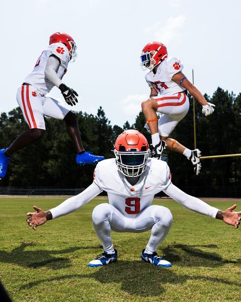 Media Day for Newton Co HS football Football Media Day Poses, Football Media Day, Football Hits, Hs Football, Inspo Pictures, Senior Ideas, Media Day, Sports Photos, Senior Year