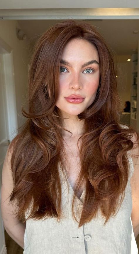 Pale Skin Hair Color, Copper Brown Hair, Hair Color For Fair Skin, Warm Brown Hair, Rambut Brunette, Hair Pale Skin, Maple Brown, Brown Hair Looks, Brown Hair Inspo