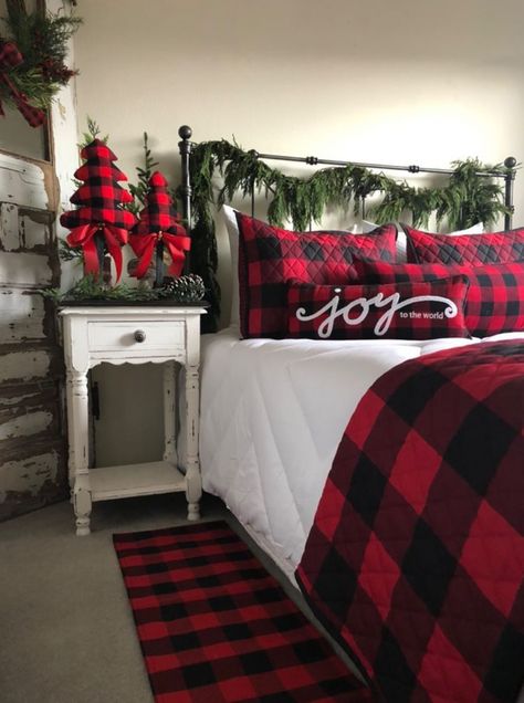 Christmas Bedroom Buffalo Plaid, Buffalo Print Bedding, Red Buffalo Plaid Bedroom Master, Plaid Throw Blanket Bedroom, Plaid Christmas Bedding, Red Buffalo Plaid Bedroom, Buffalo Plaid Bedroom Decorating Ideas, Red Plaid Christmas Decorations, Buffalo Plaid Christmas Decorations Diy