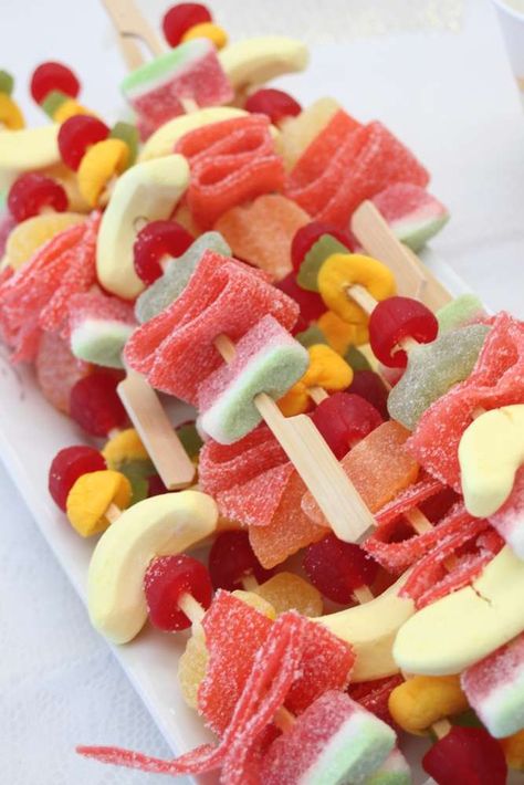 Festival Themed Party Ideas, Coachella Theme Party Activities, Coachella Theme Party Ideas, Coachella Party Theme Decor, Festival Themed Party Food, Coachella Dessert Table, Boho Party Food Ideas, Girlchella Birthday, Coachella Kids Birthday Party