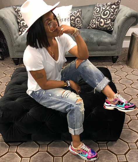 Night Out Outfit Sneakers Style, Mini Skirt And Sneakers Outfit Black Women, Hood Classy Outfits, Fedora Hat And Sneakers Outfit, Denim And Sneakers Outfit, Night Out Outfit With Sneakers, Casual Fall Outfits With Sneakers, Denim Hat Outfit, Rasheeda Frost Fashion Outfits