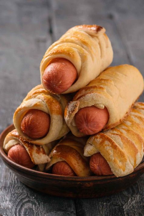 Crescent Roll Kolaches Recipe, Crescent Roll Pretzel Dogs, Wrapped Hot Dogs Crescent, Crescent Dogs With Cheese, Crescent Sheets Recipes, Cresent Roll Hotdogs, Hot Dog Croissant Rolls, Crescent Roll Dogs, Croissant Wrapped Hot Dogs