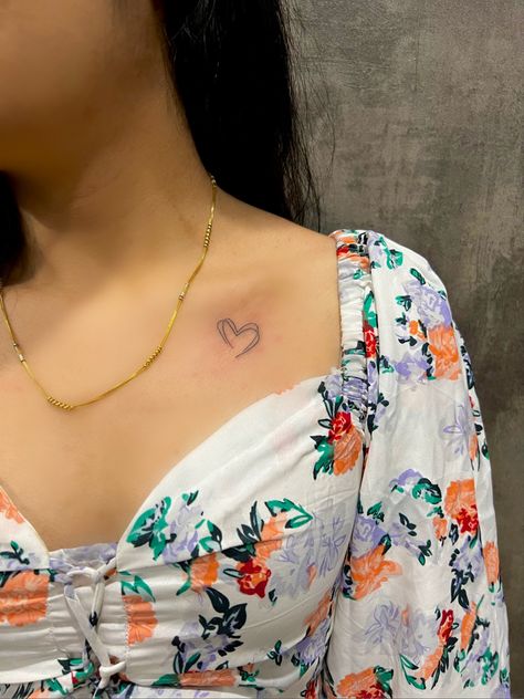 Small Tattoo For Collarbone, Small Shoulder Collar Bone Tattoo For Women, Open Heart Tattoo On Collar Bone, Cute Collarbone Tattoos For Women, Tattoo Ideas Female Collarbone, Clavicle Tattoos For Women Ideas, Heart Tattoo On Collar Bone, Collarbone Heart Tattoo, Heart Collar Bone Tattoo