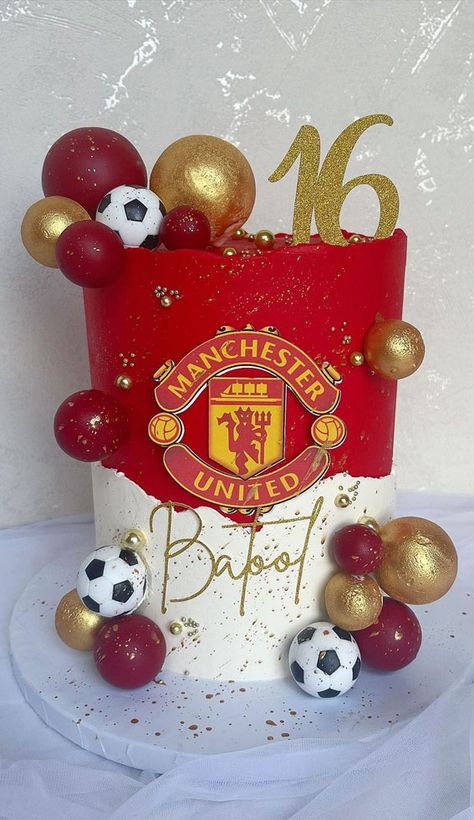 15. Manchester United Cake For 16th Birthday This Manchester United Football Club Cake is a perfect birthday cake to wish someone who loves the game. This red and... Cake For 16th Birthday, Football Cakes For Boys, 16th Birthday Cake Ideas, Football Cake Design, Manchester United Cake, Football Themed Cakes, Football Theme Birthday, 16th Birthday Cake, Cake Designs For Boy