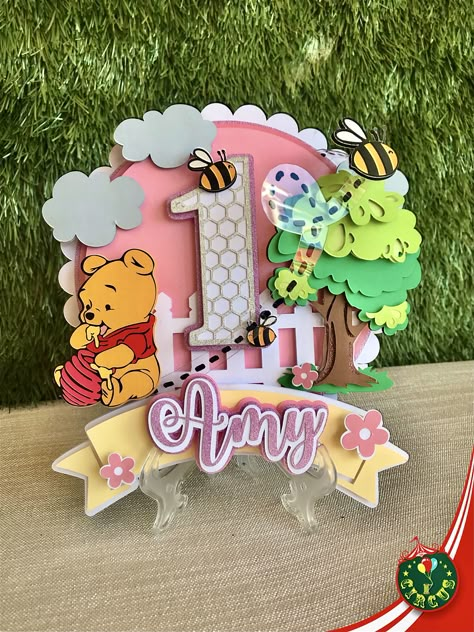 3d Cake Topper Cricut, Cake Toppers Cricut, Winnie The Pooh Cake Topper, Toper Cake, Pooh Cake Topper, Cupcakes Pastel, Up Cake Topper, Cake Topper Ideas, Paper Cake Topper