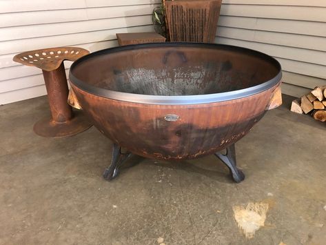 Fire Pit Sphere, Homemade Fire Pit, Barbeque Pit, Paver Fire Pit, Fire Pit Dimensions, Fire Pit Outdoor, Outdoor Vases, How To Build A Fire Pit, Custom Fire Pit