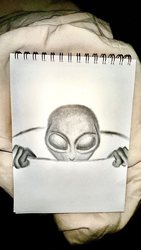 Pencil Art Drawings Trippy, Drawing Of Outer Space, Things In Space Drawing, Alien Sketch Simple, Alien Invasion Drawing, Drawings To Fill Up Space, Out Of This World Drawings, Space Travel Drawing, Alien Doodle Art