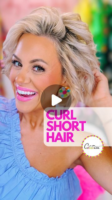 Cam Carson & Co | 💁🏼‍♀️Let’s CURL MY HAIR together! ➰➿  COMMENT ‘CURL’ and I’ll send you my fave hair curling products!   HAIR CURL... | Instagram Different Curling Irons, How To Make Fine Hair Hold Curl, Curling Bob Hairstyles, How To Curl Short Layered Hair Tutorials, Med Length Hair Styles Curls, Hair Styling Tutorials For Short Hair, How To Messy Curl Short Hair, How To Curl Layered Hair Tutorials, Short Hairstyles Curled