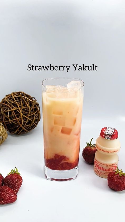 Yakult Drink, Fresca Drinks, Drinks Poster, Virgin Drinks, Strawberry Drinks, Probiotic Drinks, Strawberry Tea, Strawberry Syrup, Agua Fresca