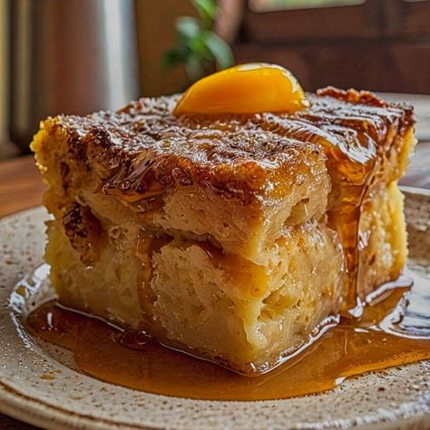 Salvadoran Recipes, Pan Salvadoreño, Salvadoran Food, Salvadorian Food, American Desserts, Leftover Bread, Bread Pudding Recipe, Stale Bread, Central American