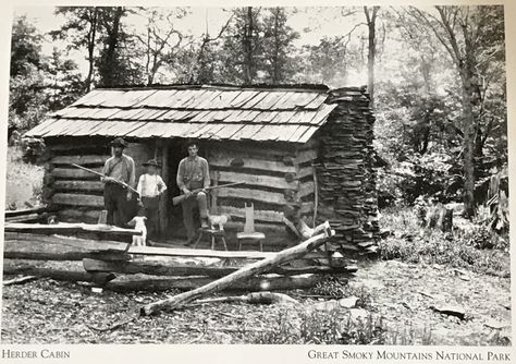 Herder cabin Great Smoky Mountains. Appalachian People, Old Cabins, Wayne County, Appalachian Mountains, Mountain Life, History Photos, Mountain Man, Mountain Cabin, Us History